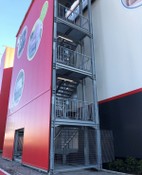 C1_009a.jpg